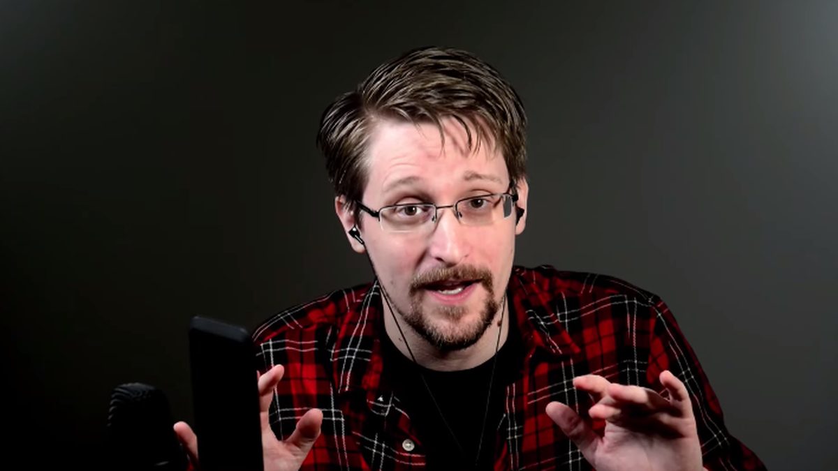 Edward Snowden critica os planos da Apple para digitalizar mensagens e imagens do iCloud