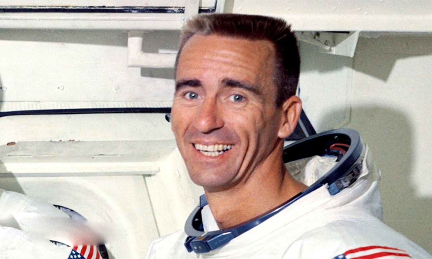 Morreu o astronauta Walter Cunningham, o último sobrevivente da Apollo 7