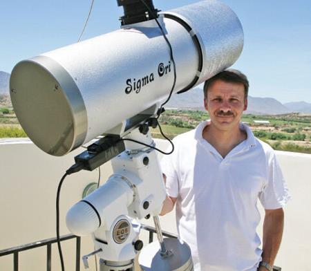 Astrónomo alega ter descoberto uma mini Lua na órbita da terra