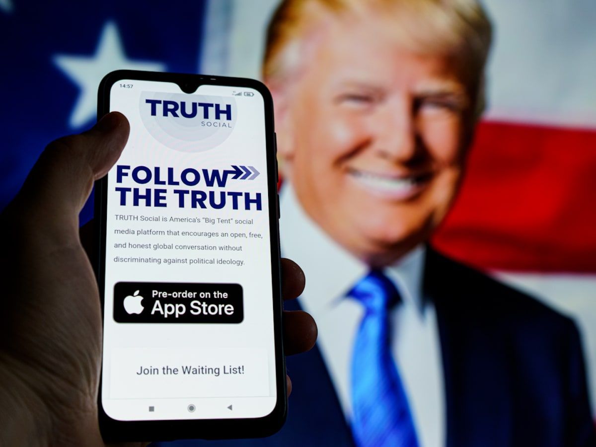 Rede social de Donald Trump já está disponível na Apple Store