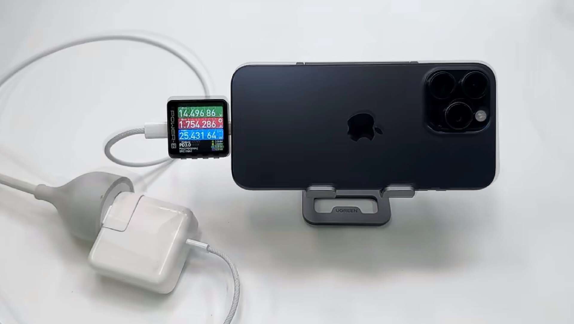 iPhone 16 Pro poderá vir com um carregamento de 40W, indica rumor