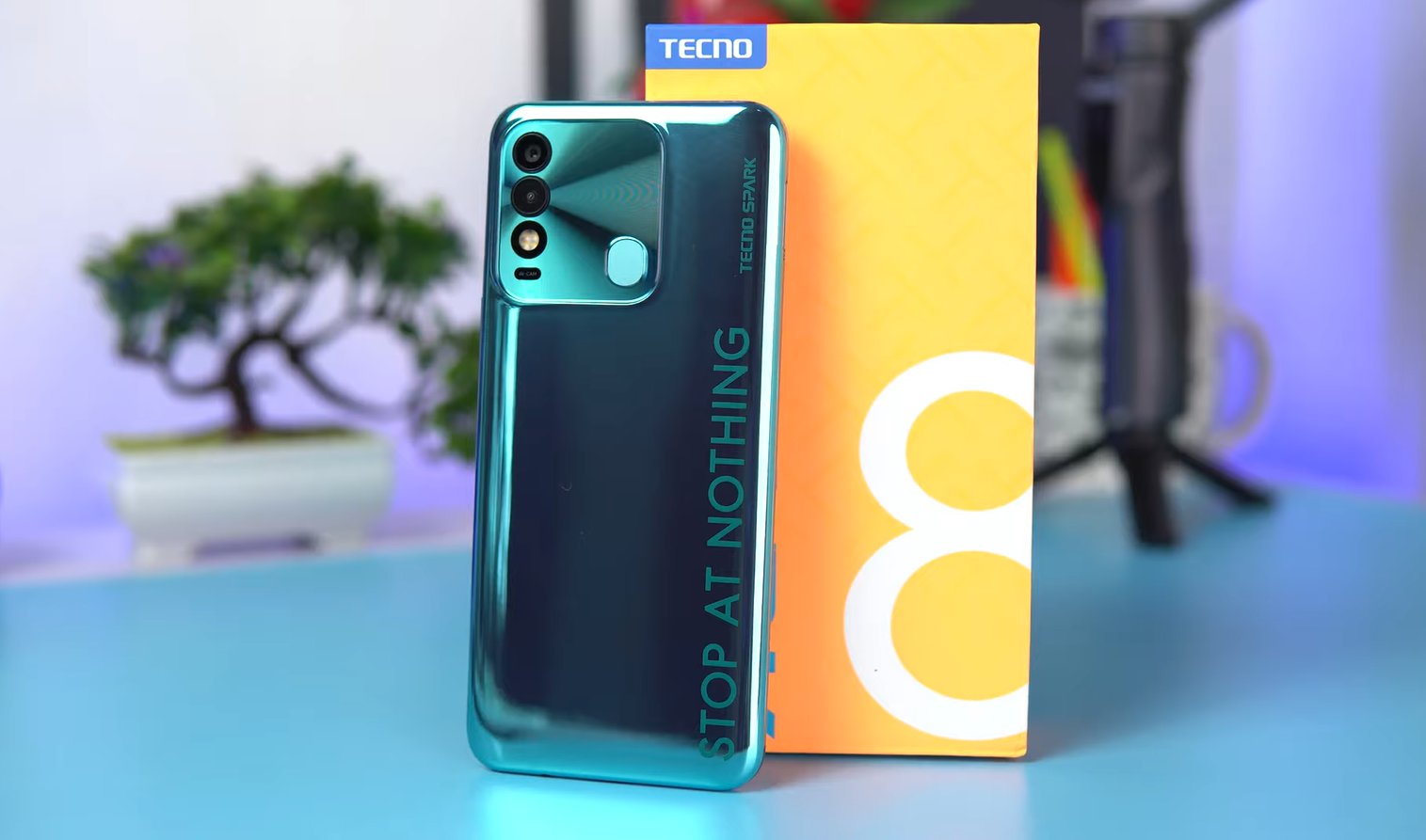 Tecno Spark 8 é anunciado com chip Helio P22 e bateria de 5000 mAh