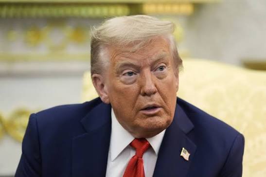 Trump ordena a alteração da designação de ‘IA’ para ‘Super Inteligência’ nos EUA