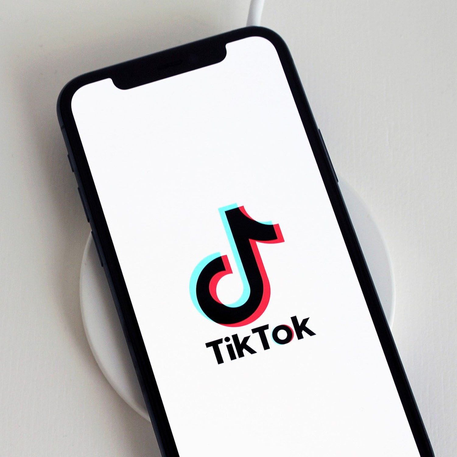 Relatório aponta TikTok como a aplicação mais baixada de 2020