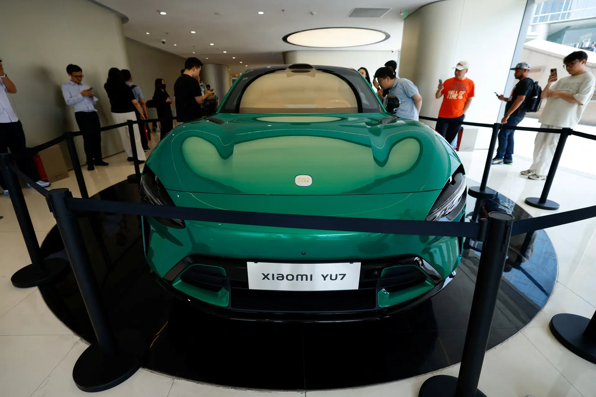 Xiaomi revela YU7: novo carro elétrico com maior autonomia que o Model Y e preço competitivo