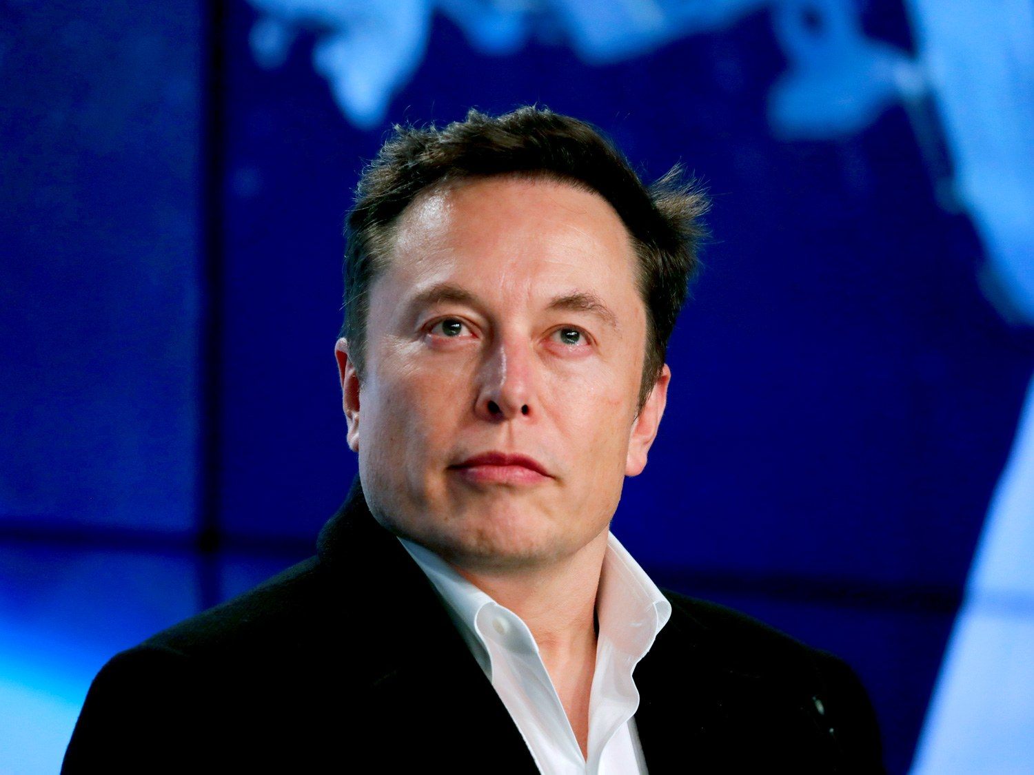 Elon Musk critica às práticas de sustentabilidade da Apple