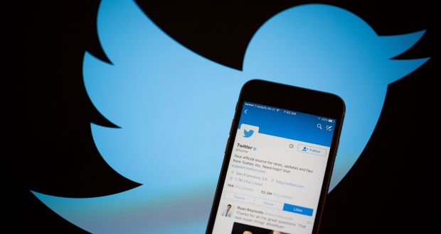 Twitter vai banir utilizadores por desinformação sobre as vacinas